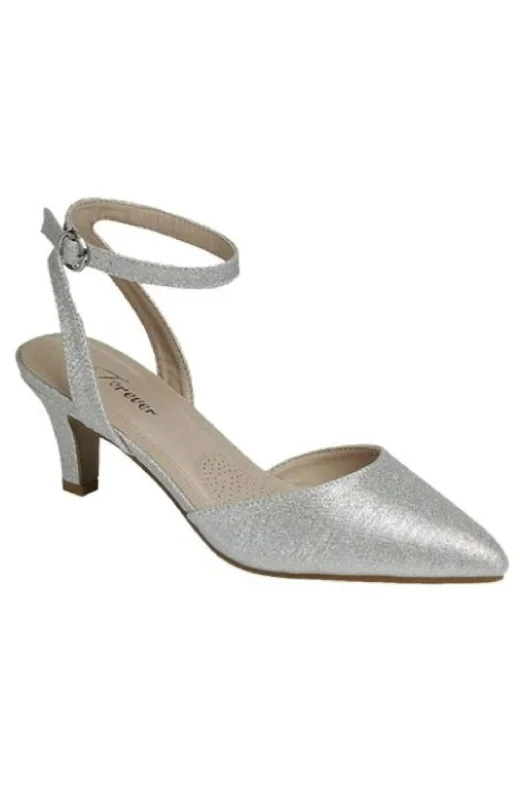 Women's Pointy Dorsey Pumps In Silver