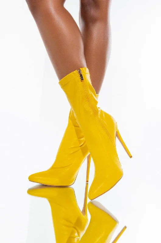 AZALEA WANG DARLING STILETTO HEEL BOOTIE IN YELLOW