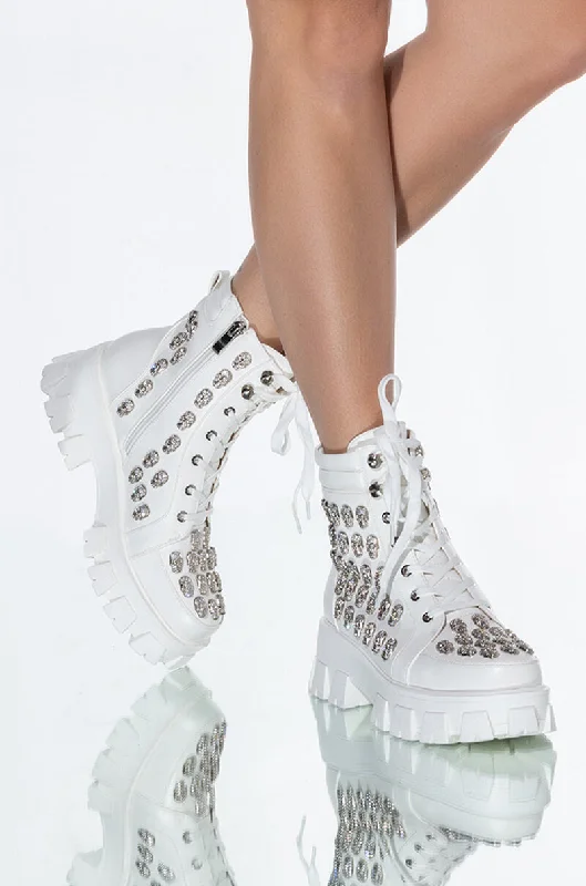 AZALEA WANG DIAMOND SKULL FLATFORM BOOTIE IN WHITE