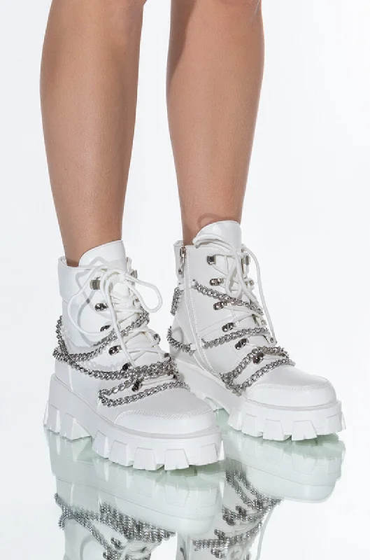 AZALEA WANG DRIP TOO HARD FLATFORM BOOTIE IN WHITE