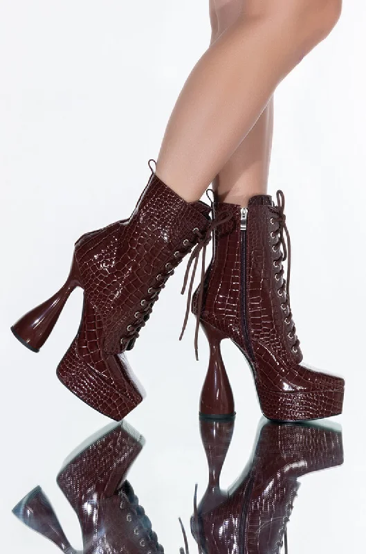 AZALEA WANG HIGHS AND LOWS CHUNKY BOOTIE IN BROWN