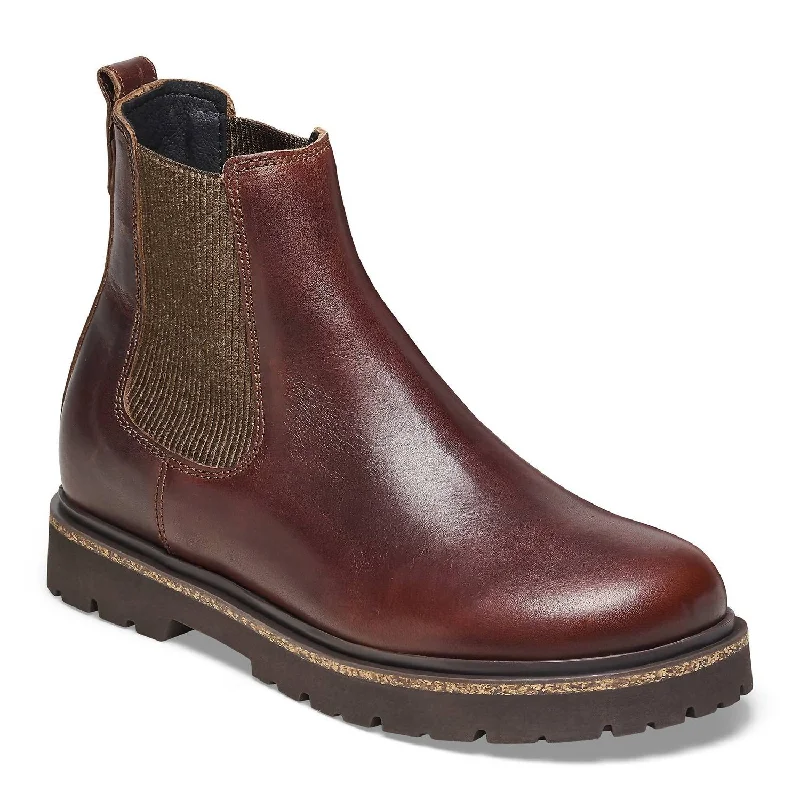 Women's Highwood Slip On Boot In Chocolate