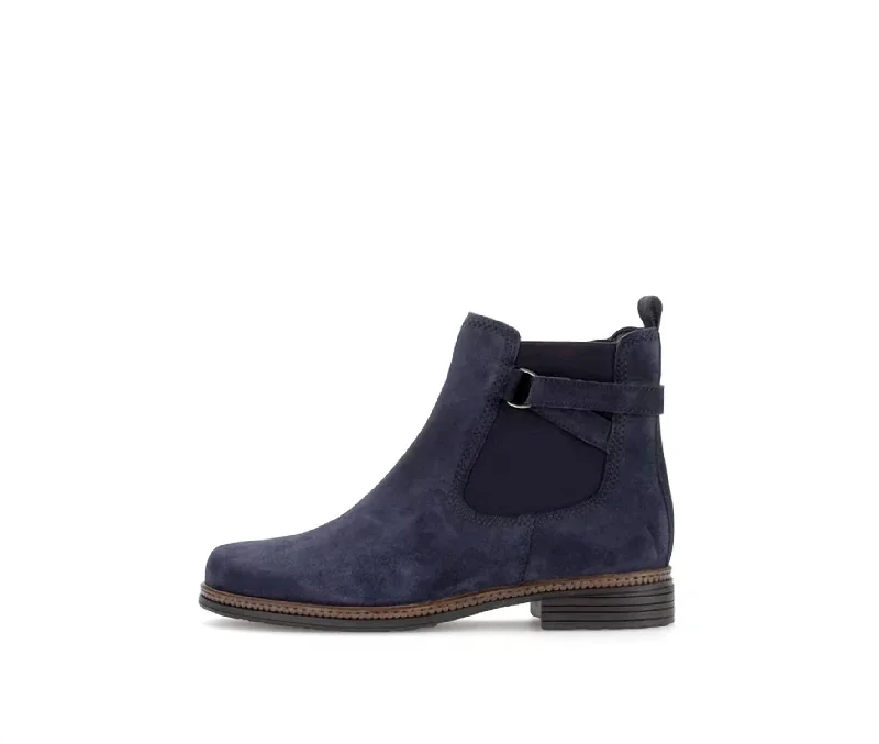 Women's Nolene Ankle Boot In Navy Suede